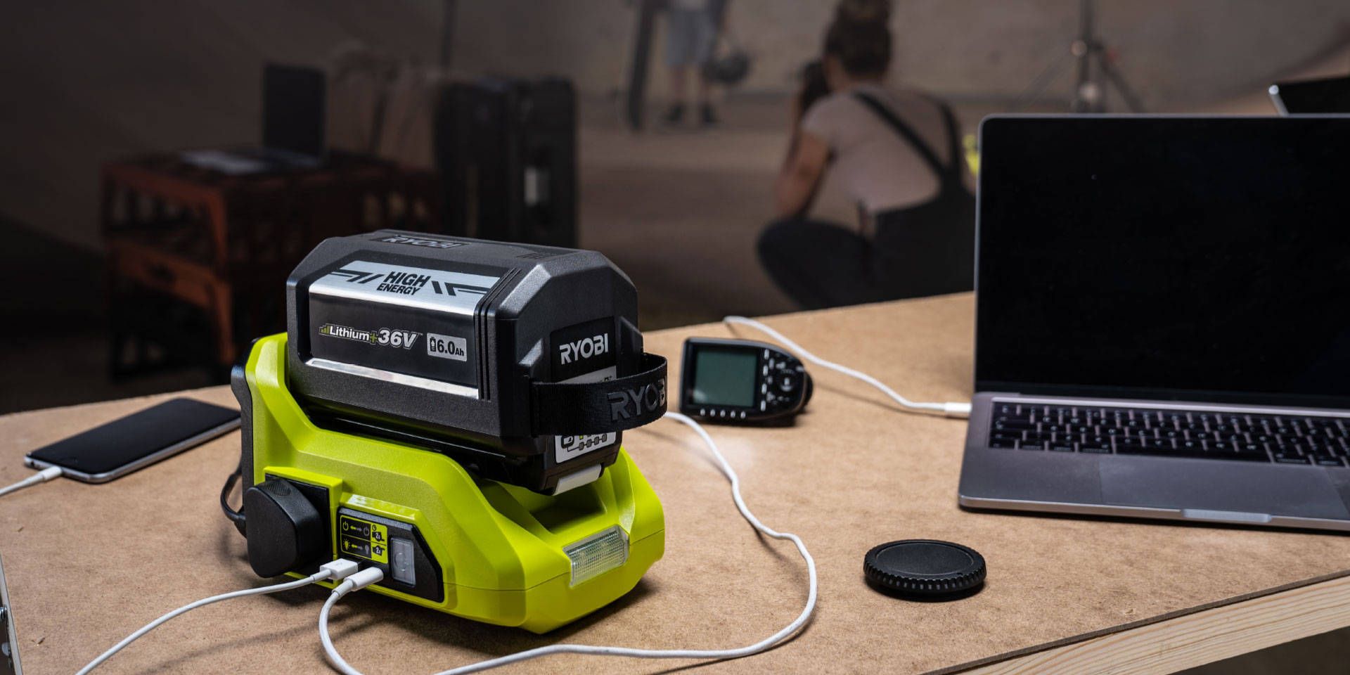 RBT36300_1 X USB-A Outlet and 1 X USB-C Outlet