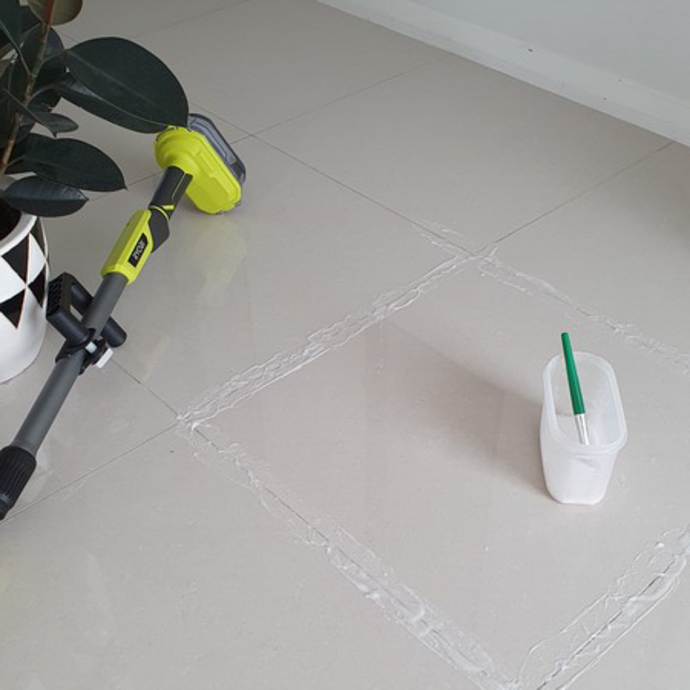 Cleaning grout with bicarb soda and hydrogen peroxide